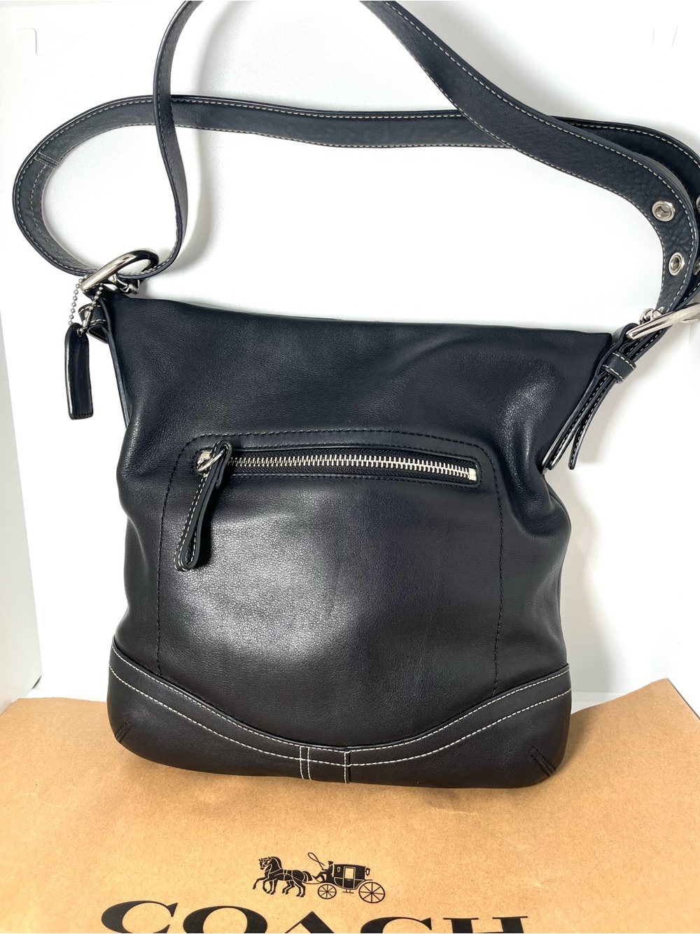 Coach Vintage 2007 Soho Black Leather Slim Duffle Crossbody Shoulder  F10938 y2k